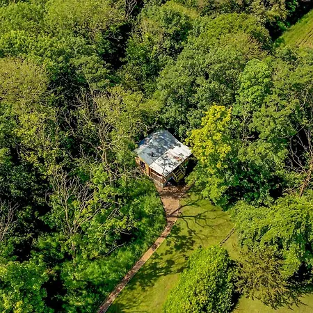 Deer View Cabin - Woodland, Beaches And Hot Tub Kingston upon Hull Exterior photo