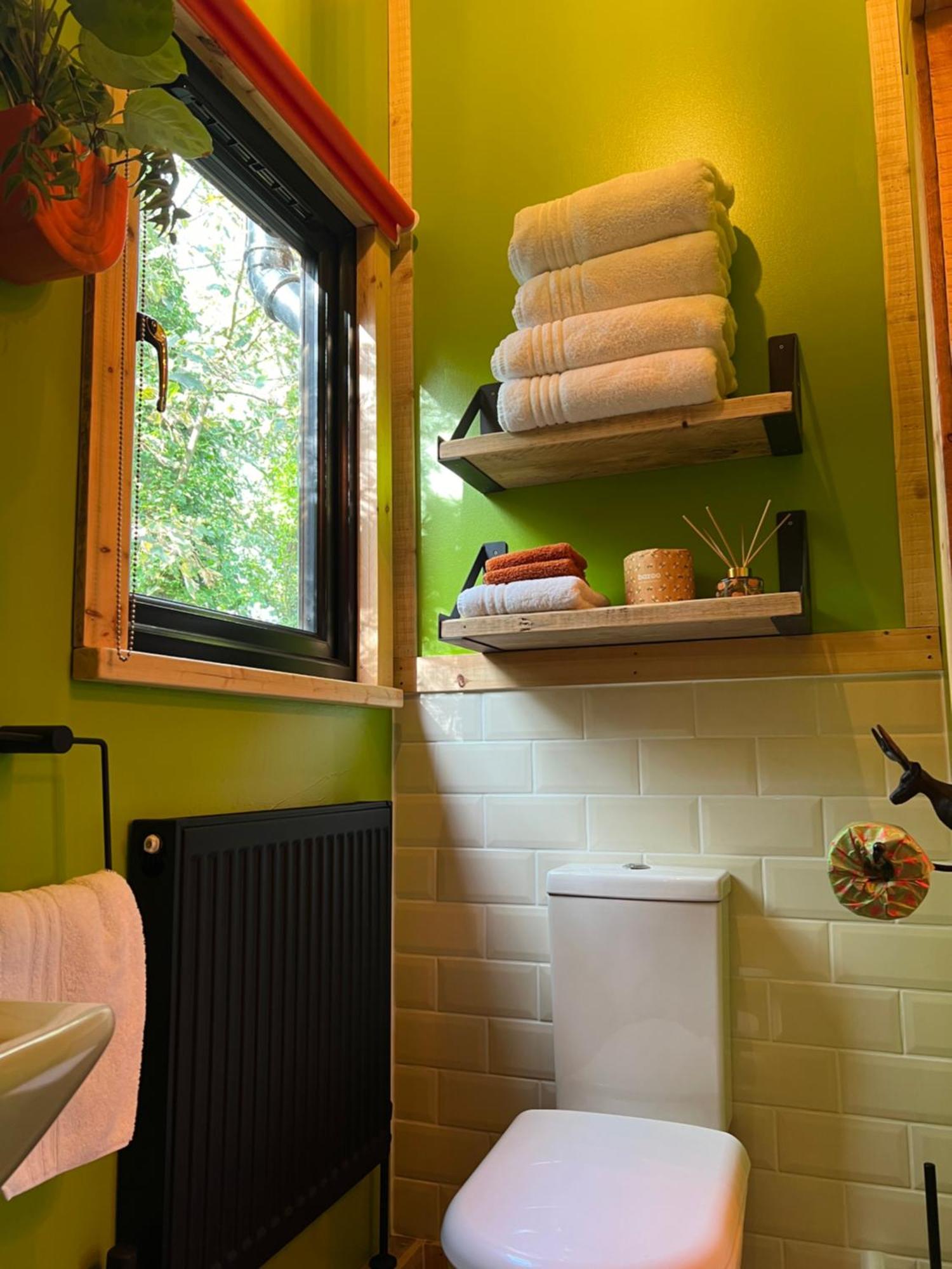 Holiday home Deer View - Woodland, Beaches And Hot Tub